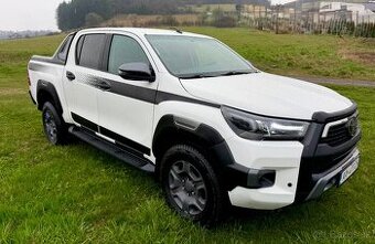 Toyota Hilux DC 2.4 I D-4D  4x4