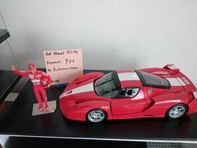 Ferrari FXX 1:18 (hw elite) - 1