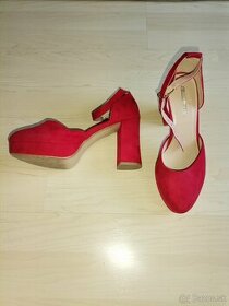 Krásne červené topánky, 38veľkosť - 1