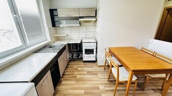 Predám 3izbový byt, balkón, Vysoké Tatry, Tatranská Lomnica