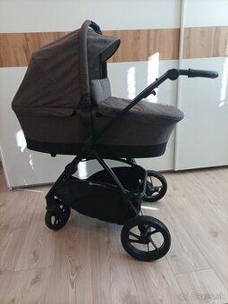Hlboký kočík Petite &Mars Vario