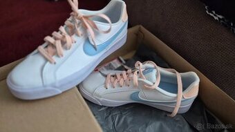 Botasky nike41ka