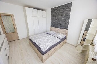 Na predaj priestranný 3-izbový byt 82 m² – Prievidza, Sever