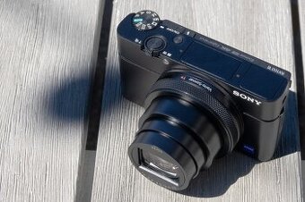 Sony DSC-RX100 Mark VI.