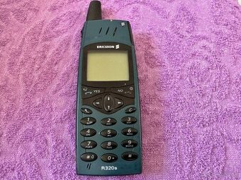 Ericsson R320s - 1