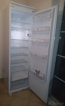 Predám plnefunkčná monoklimatická chladnička WHIRLPOOL. Chla