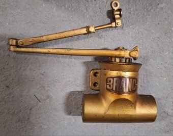 Brano zatvárač dverí zlatý (Made in Czechoslovakia) - 1