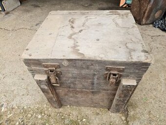 Vojenska drevena krabica bedňa 5.