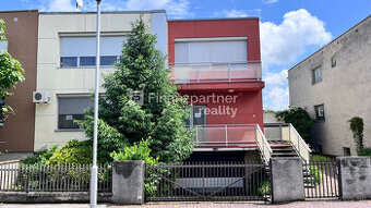 Na predaj 5 izbový rodinný dom, Nové Zámky