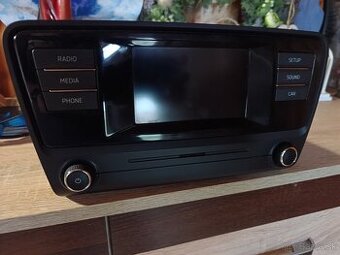 Autorádio škoda Octavia