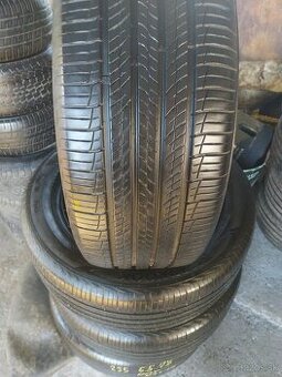 Pneu 235/55R18