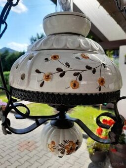 Vysiaca lampa malovana