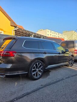 Volksvagen B8 Highline, Virtual cockpit, Možný odpočet DPH