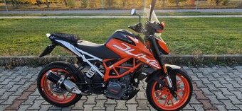 KTM duke 390