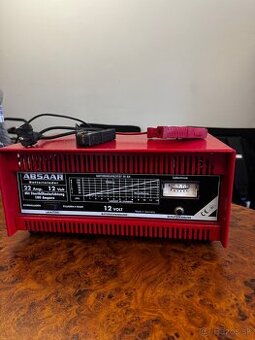 Nabíjačka autobatérií ABSAAR 12V / 22A – používaná
