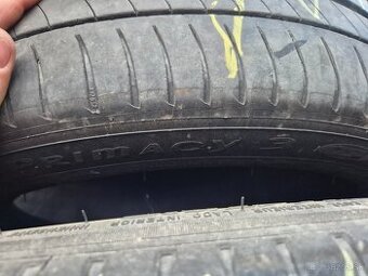 Predam letne pneu 2x245/45R18 RFT Michelin