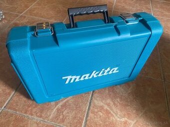 Makita kufrik. 18€