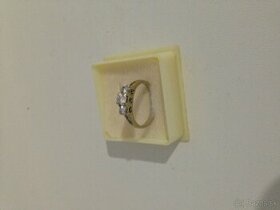 Diamantový prsteň - 1
