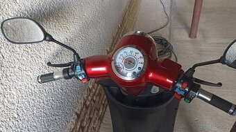 Predám elektrickú dvojmiestnu trojkolku