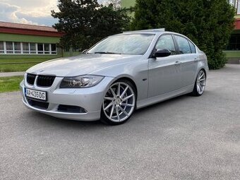 BMW 335i