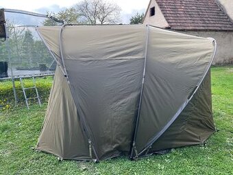 Bivak Fox so zimným prehozom