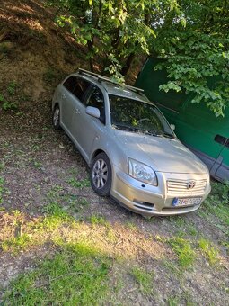 Avensis combi