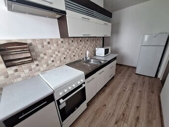 1 izbový zrekonštruovaný byt, Piešťany