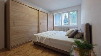 ⌂ Ponúkame na prenájom 2-izbový byt /56 m2- Staré sídlisko P