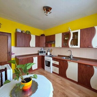 3i, Tri Hôrky, 79m2 + loggia, čiastočná rekonštrukcia