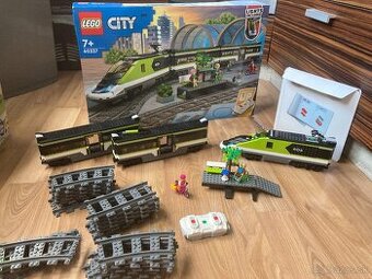 LEGO City 60337 - Expresný vláčik