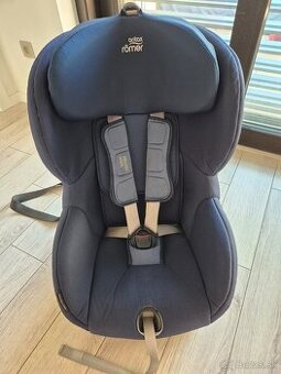 Britax Römer Trifix i-Size 76-105cm (15 mesiacov - 4 r)
