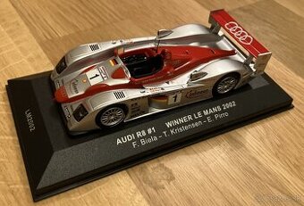 Audi R8 – víťaz/winner Le Mans 2002 (1:43) - 1