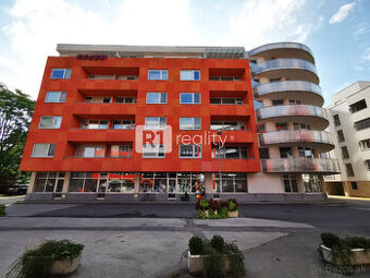Luxusný, zariadený 3 izb. byt /PARKING, CENTRUM/ Piešťany