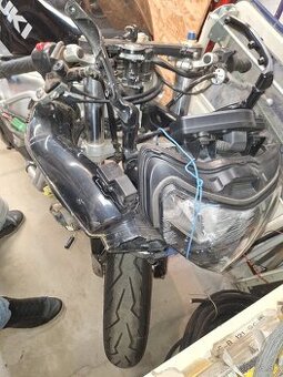 SUZUKI GSXR 600
