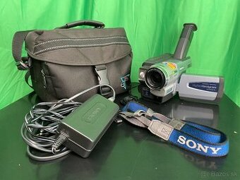 Digitálna kamera SONY DCR-TRV130E