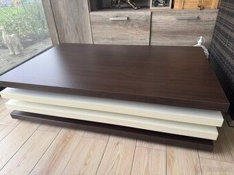 Konferenčný stolík masív