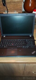 Lenovo E550,i3-5005U,250ssd,8gb,bateria 3,5hod