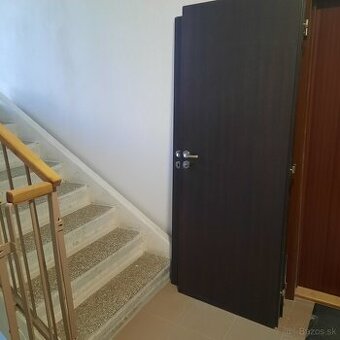 Predam interierove dvere