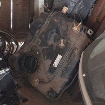 Palivová nádrž - Ford Focus II 2008 - 1.8L 92kW benzín