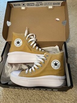 Tenisky Converse na platforme