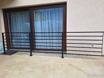 Železné zábradlie