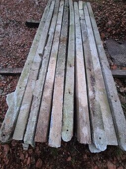 Betonove vinohradnícke stĺpiky