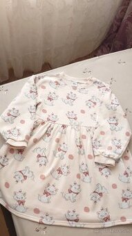 Next zateplené šaty Disney Marie mačička