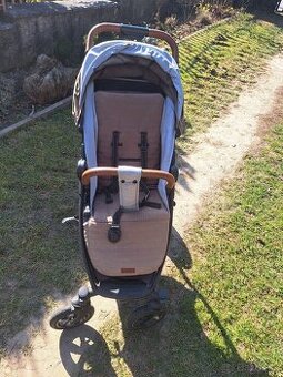 Športový kočiar  Nevia coletto