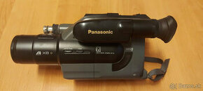 Predám vintage kameru VHS-C PANASONIC NV-G1E - 1
