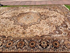 Vlnený koberec 3 x 4 m