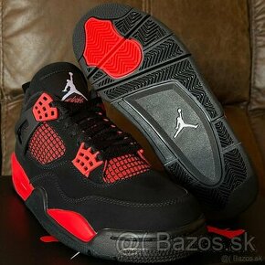 Nike Air Jordan 4 Retro "Red Thinder "