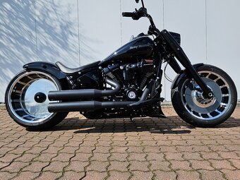 HARLEY DAVIDSON FAT BOY 114 EASTSIDE CUSTOM