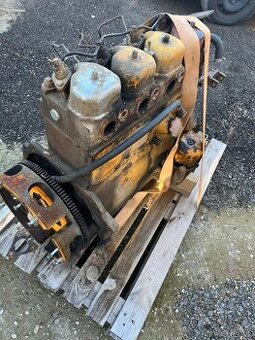 Predám starý motor ZETOR – vhodný na náhradné diely