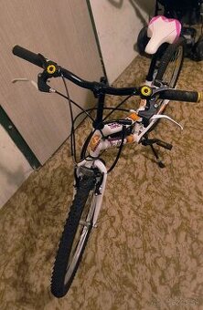 Dievčenský bicykel